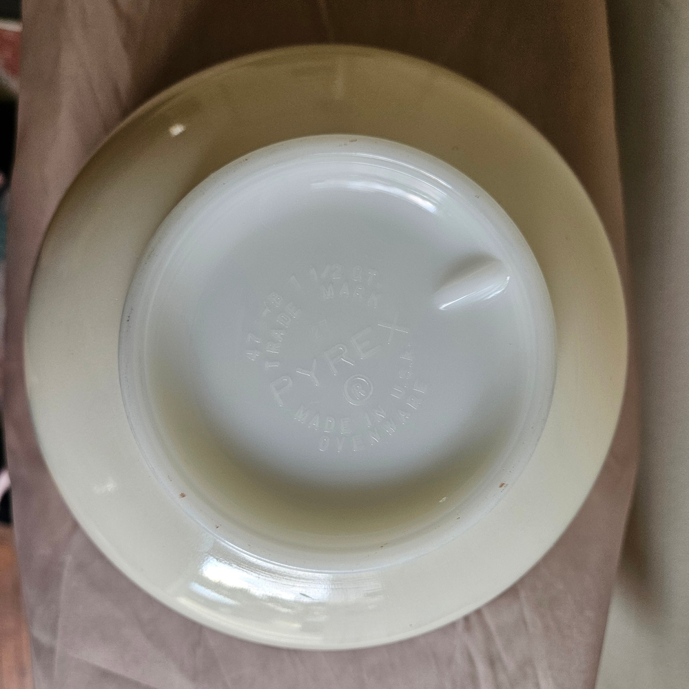 Pyrex Federal Eagle Mixing Bowl #478 - Picture 6 of 10